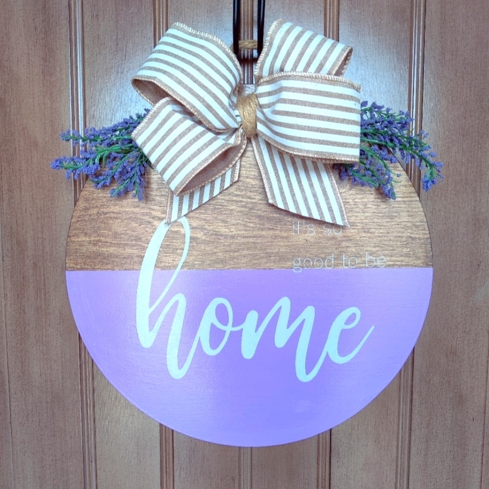 Handmade door hanger "it's so good to be home"